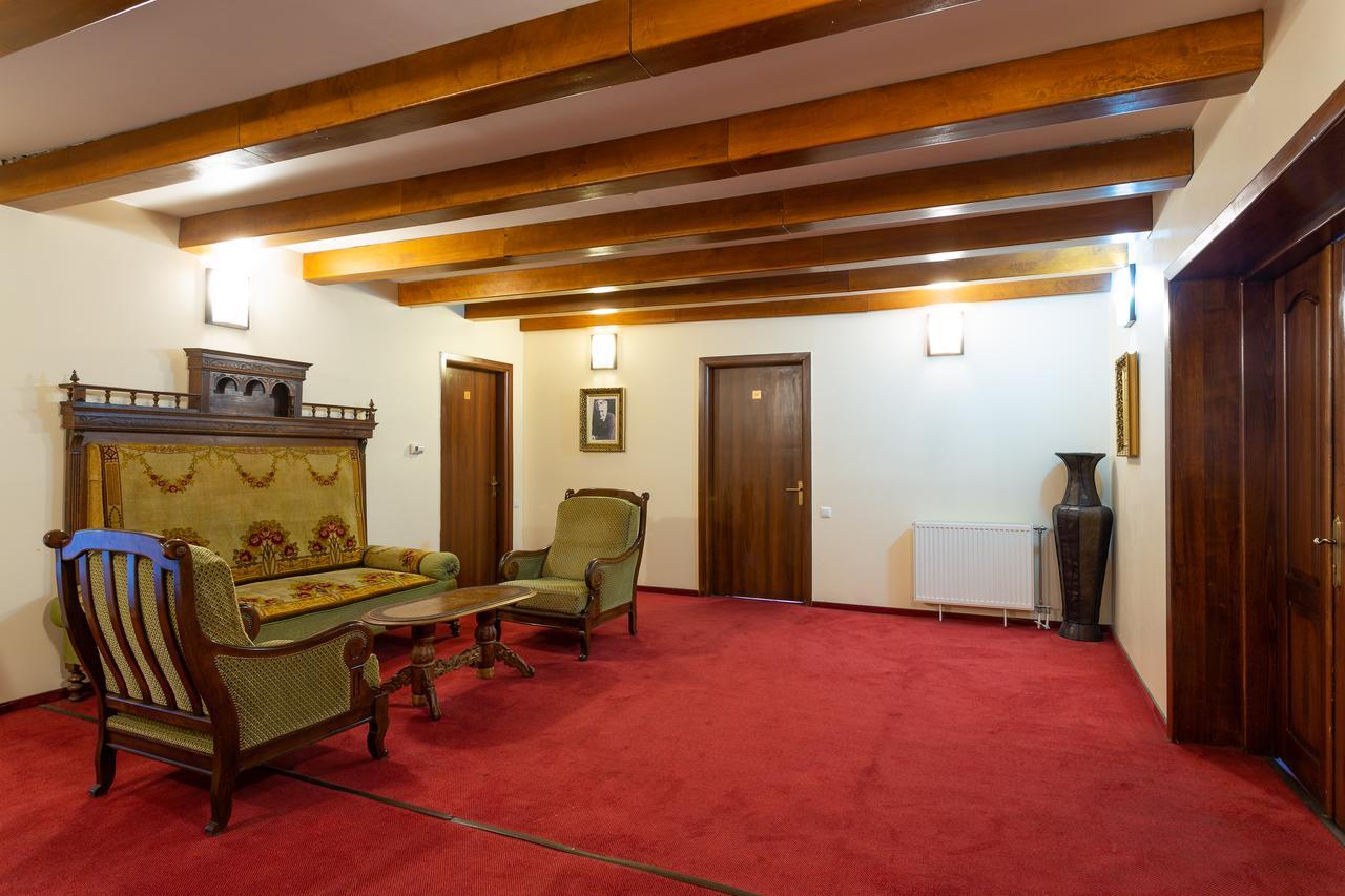 Casa Danielescu Hotel Targu Jiu Luaran gambar