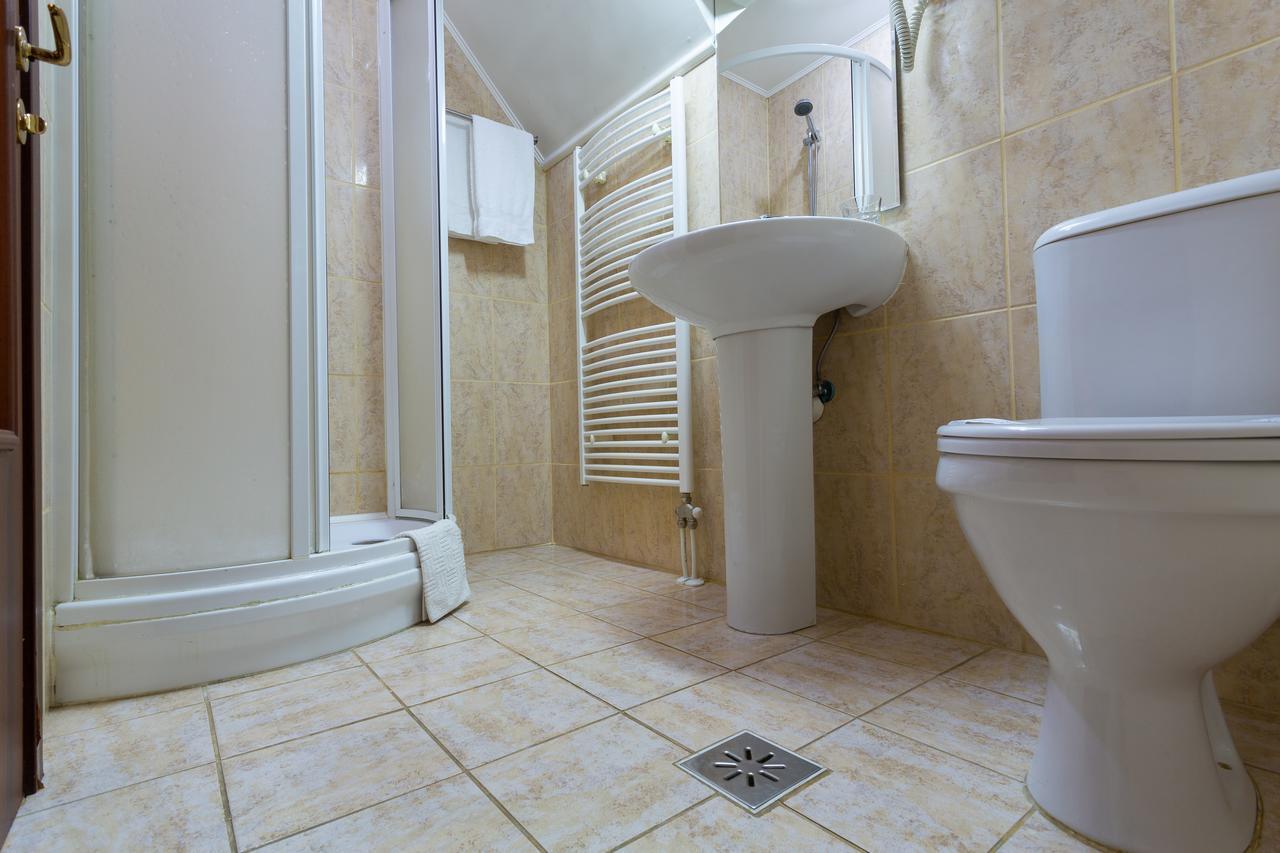 Casa Danielescu Hotel Targu Jiu Luaran gambar